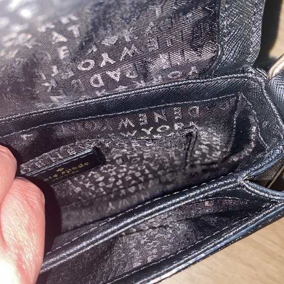 Small Kate spade purse - Picture 7 of 7